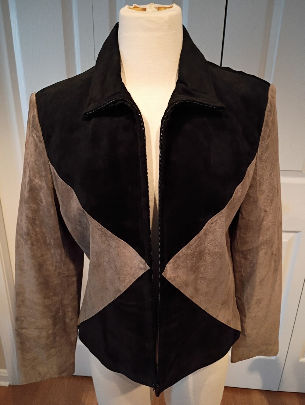 Vintage Willi Smith Women's Two-Tone Suede Zip Front Jacket - Black & Taupe